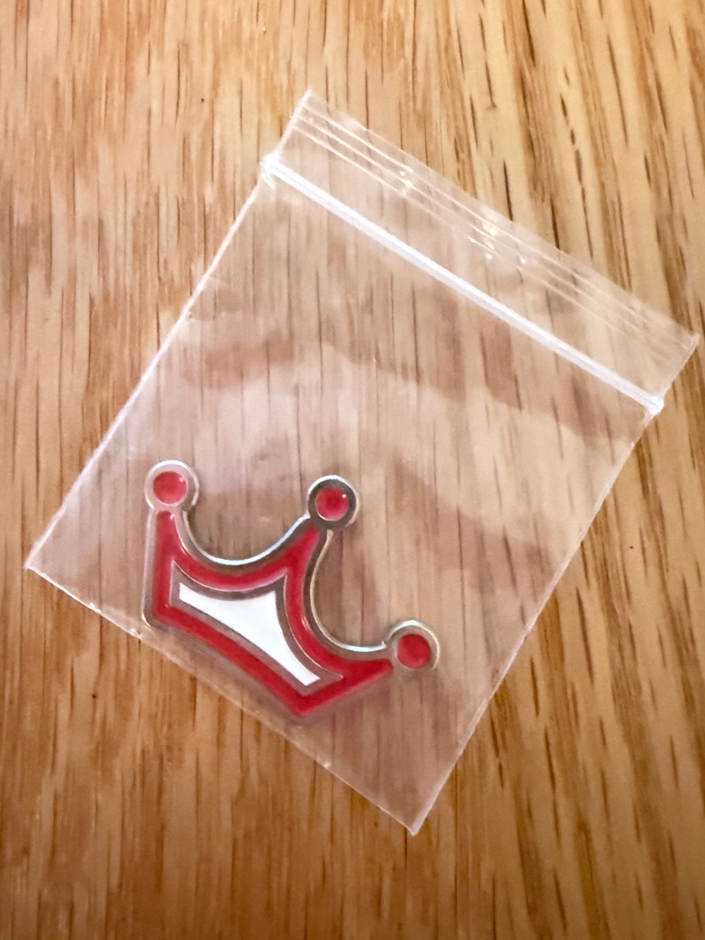 Red Crown Golf Ball Marker Brand New